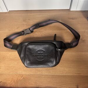 NWOT Leather Coach crossbody bag (men’s or women’s)